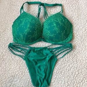 Victoria secret bra and panty set